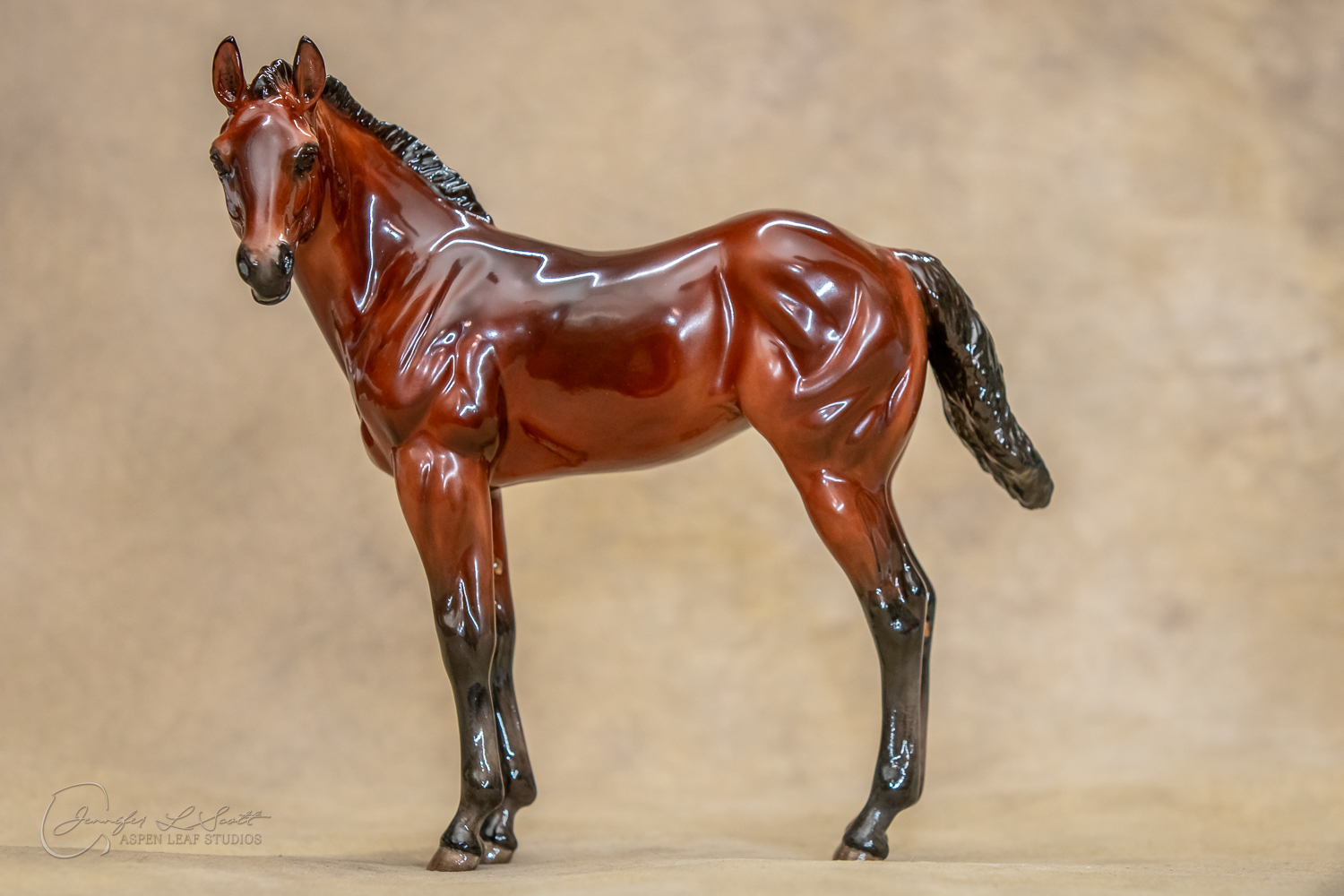 Brigitte Eberl "QH Filly" glazed in 2019