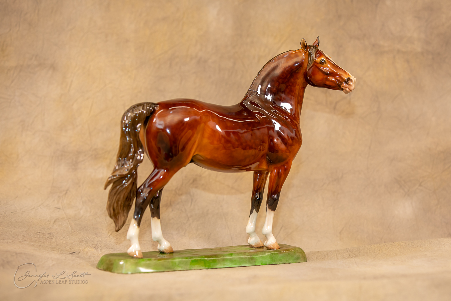 Emilia Kurilla "Heritage" glazed in 2026